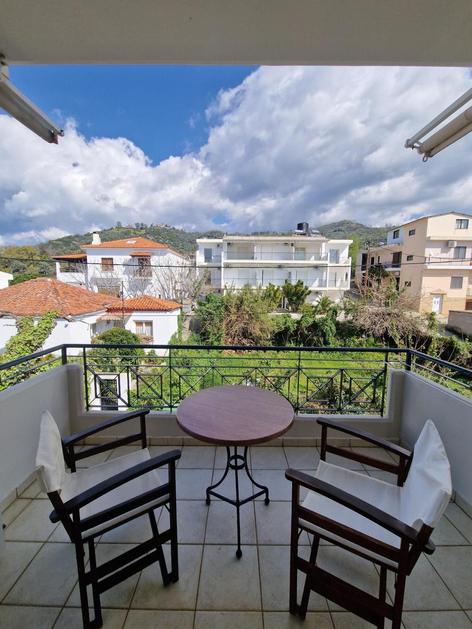 Porto Xronia Aparthotel Khronia ภายนอก รูปภาพ