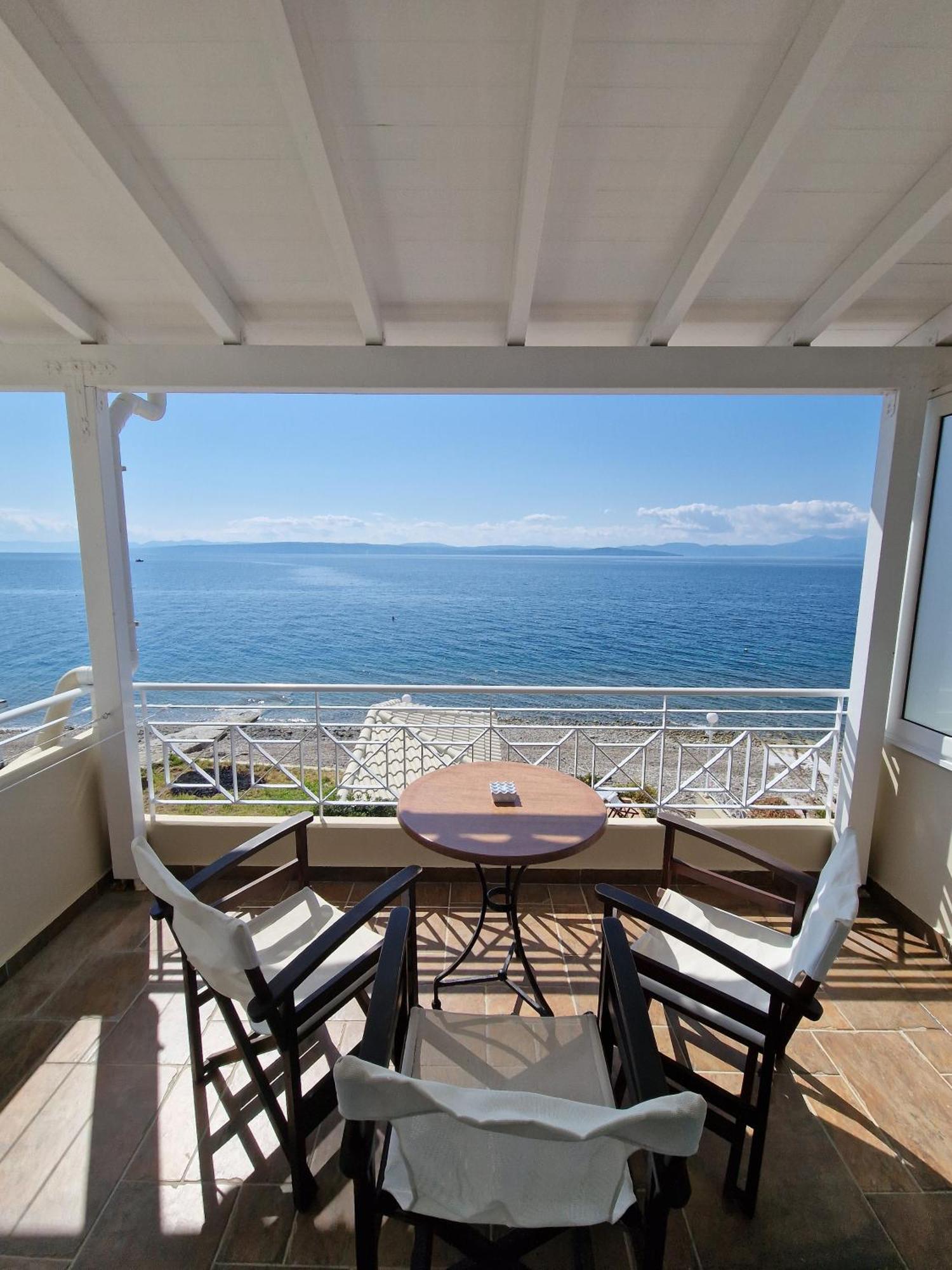Porto Xronia Aparthotel Khronia ภายนอก รูปภาพ