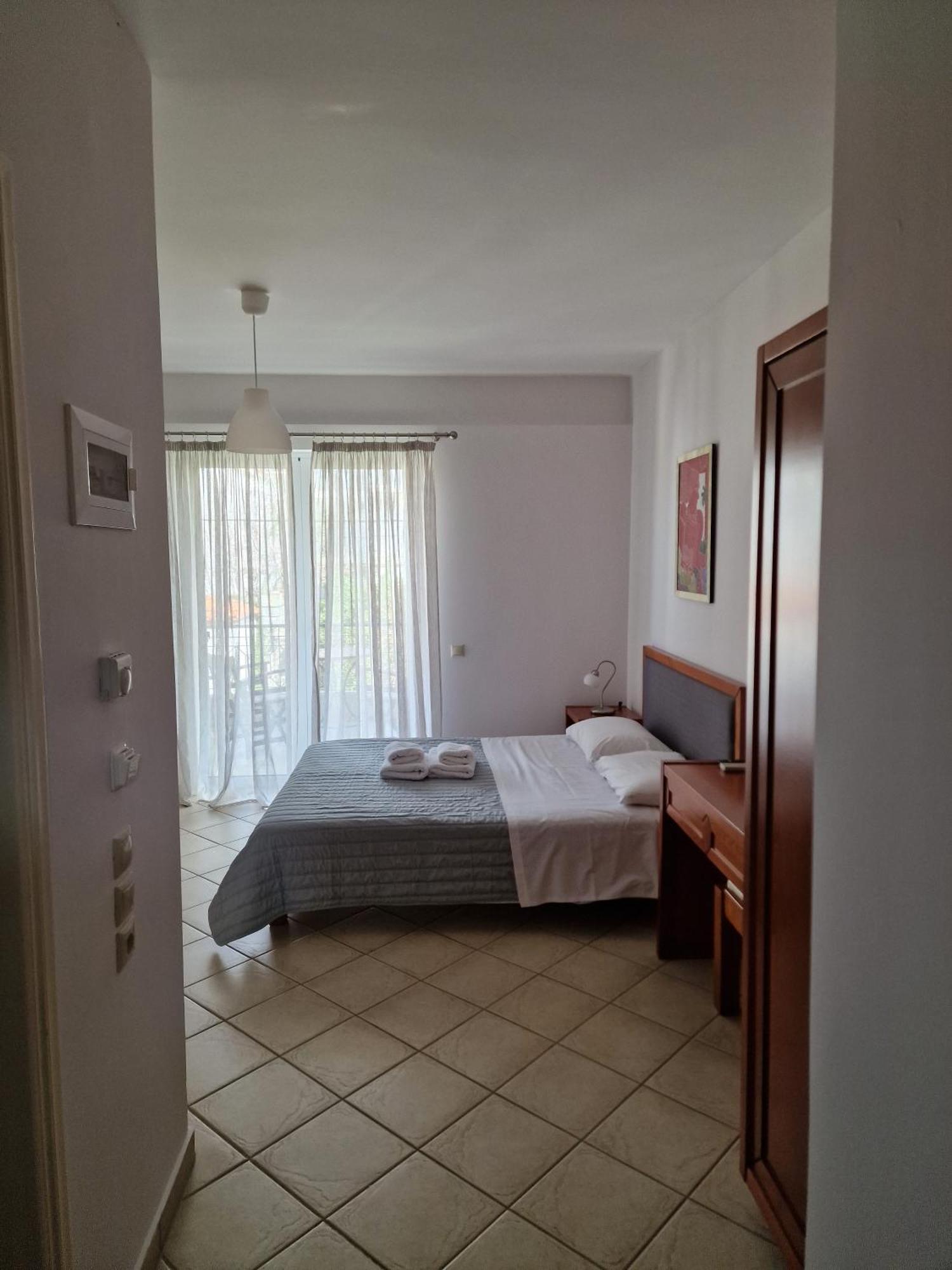 Porto Xronia Aparthotel Khronia ภายนอก รูปภาพ