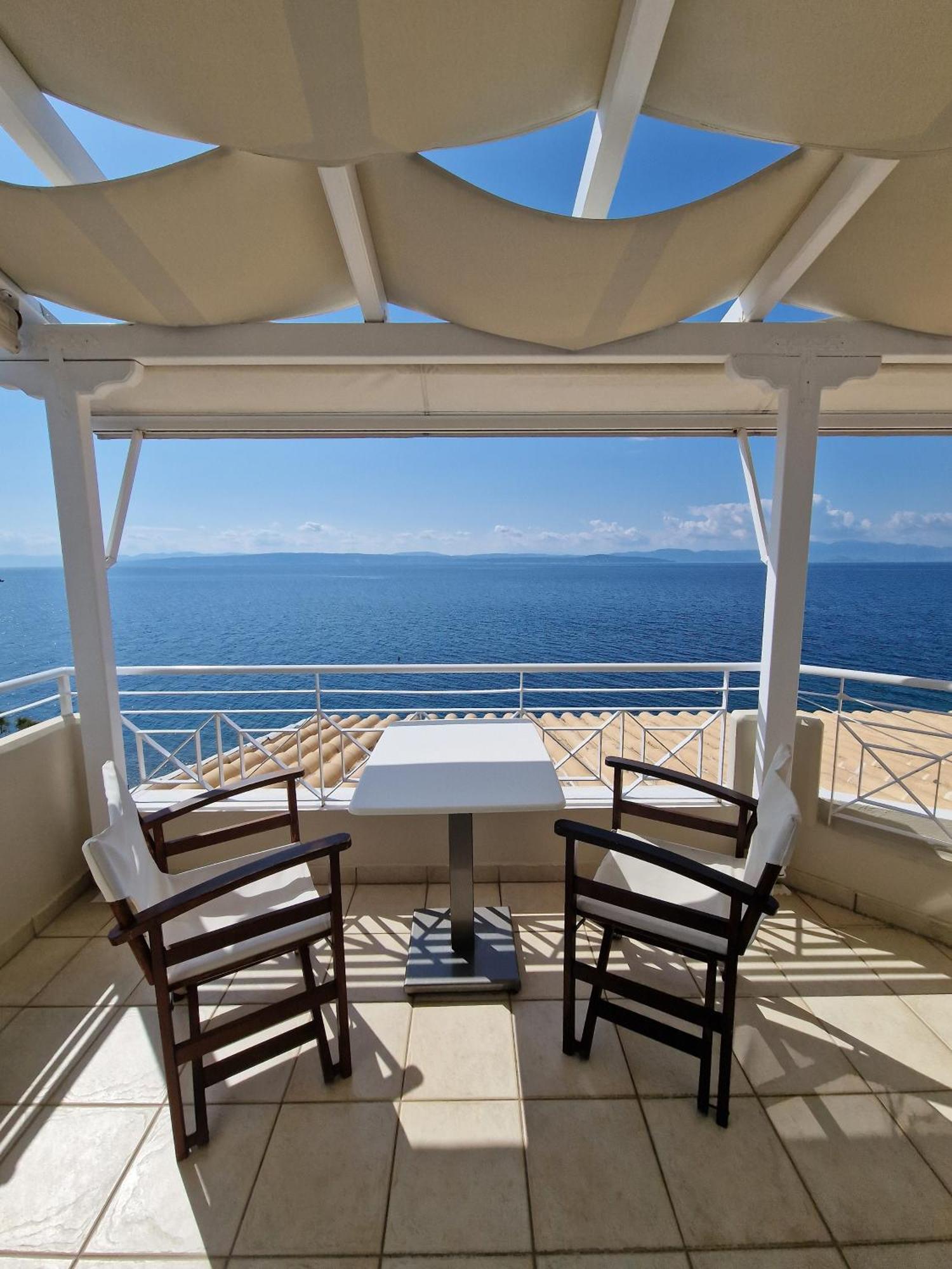 Porto Xronia Aparthotel Khronia ภายนอก รูปภาพ