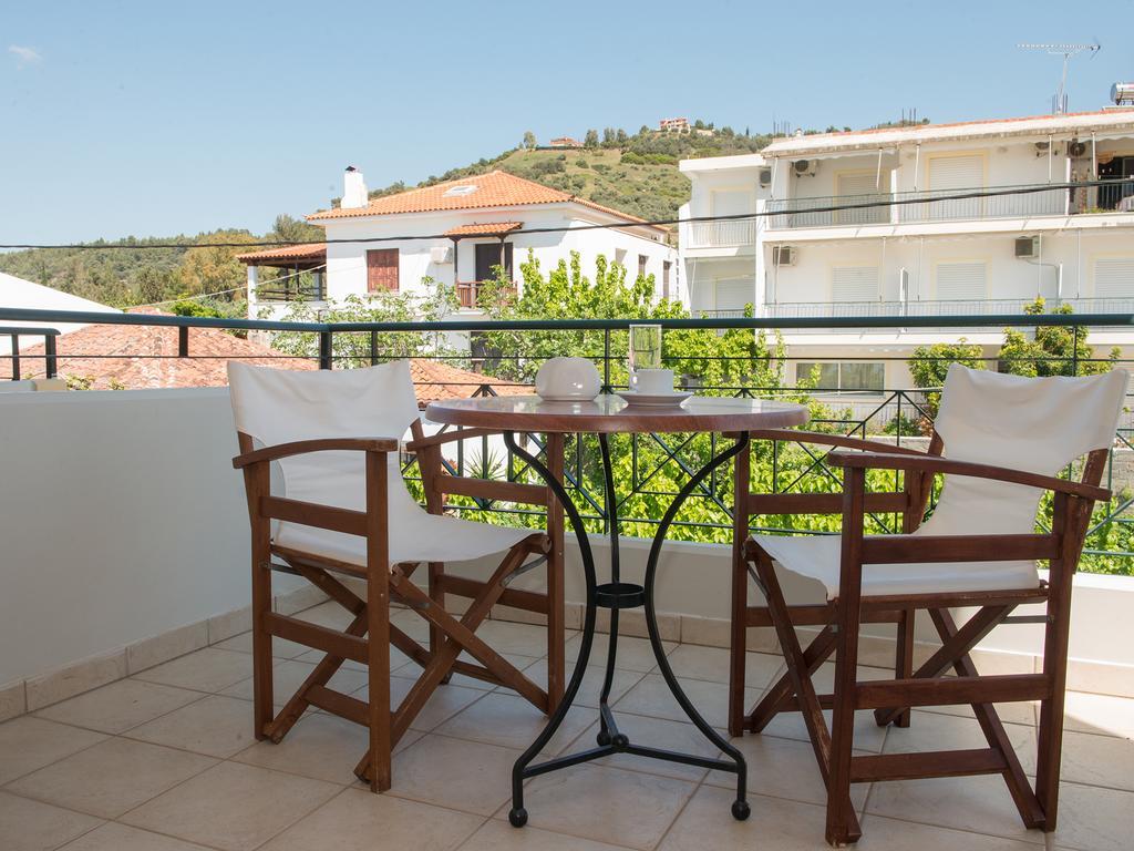 Porto Xronia Aparthotel Khronia ภายนอก รูปภาพ